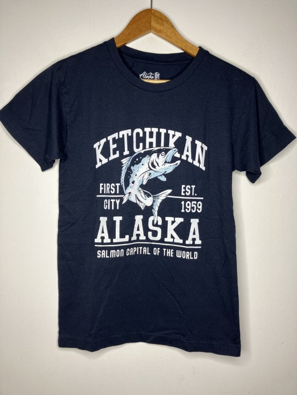 Ketchikan Alaska Salmon Capital T-Shirt Small Alaska Outpost Navy Blue Tee
